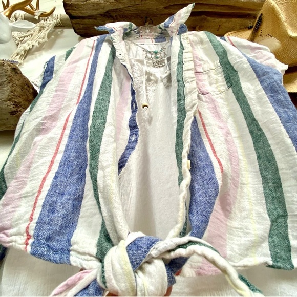 Comfy LINEN boho sleeveless blouse in trendy pastel stripes-cottage/resort vibe - Picture 4 of 13